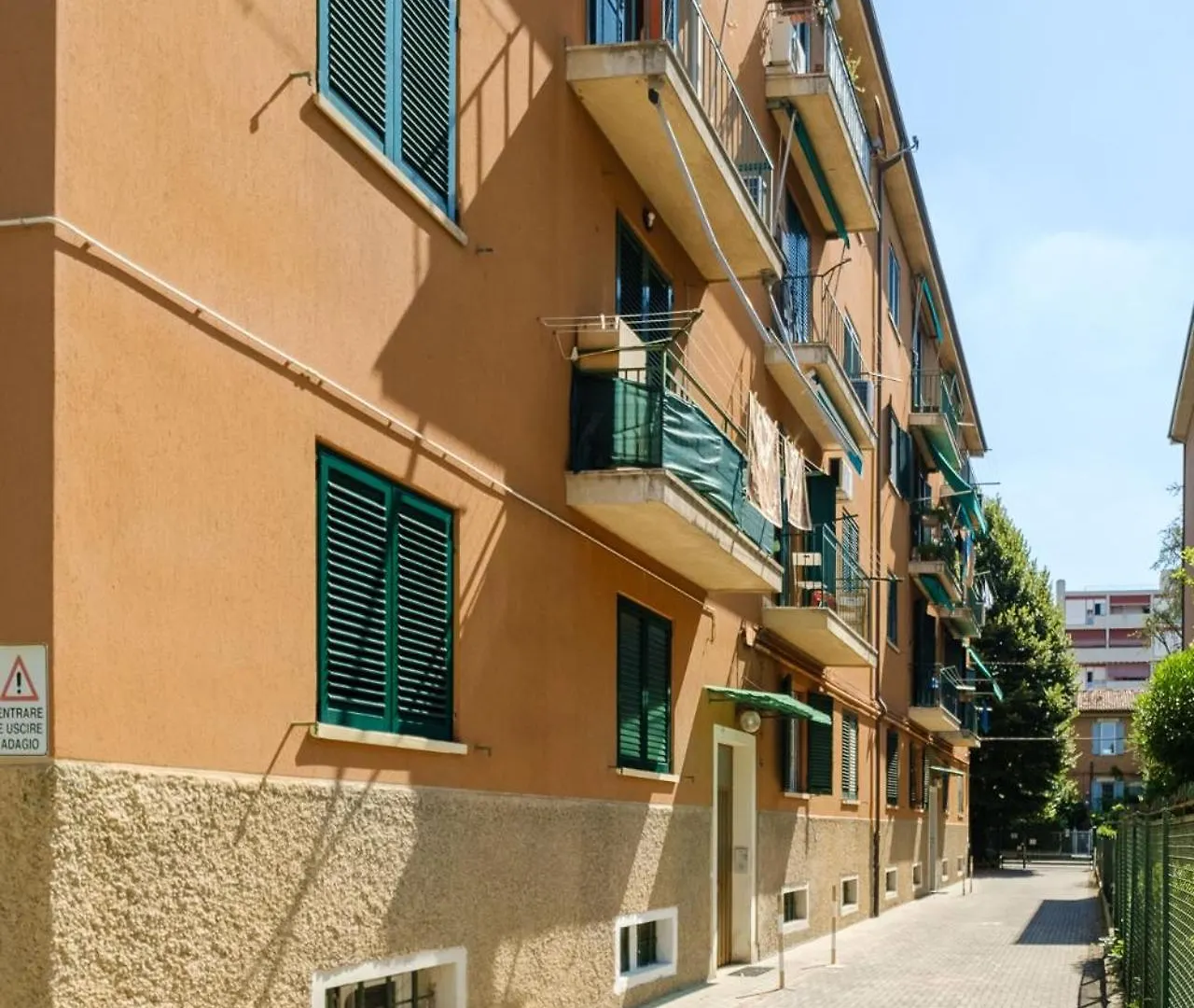 Fioravanti, Bologna By Short Holidays Apartment